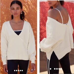 *NWOT* Z Supply Reversible Washed Sweatshirt, v neck/crew, sandstone, size S